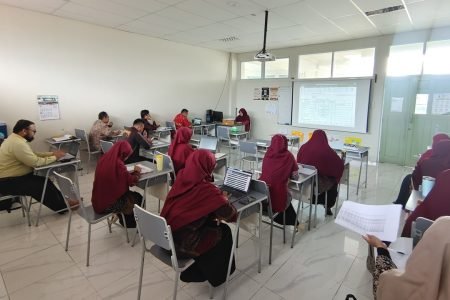 Rapat Evaluasi Nilai Semester 1 SMPIT Nur Hikmah Semester 1