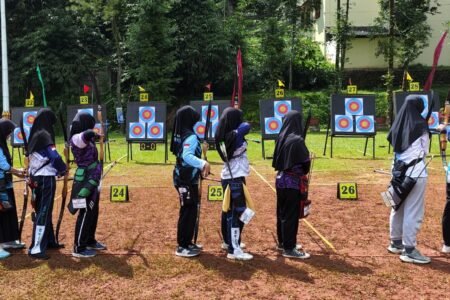 SMPIT Nur Hikmah Raih Prestasi di Archery Competition 2025 Piala DISPORA Kabupaten Bogor
