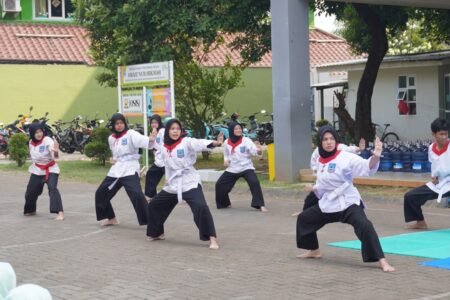 Semarak Demo Ekstrakurikuler Nur Hikmah: Merayakan Bakat dan Minat Siswa Baru