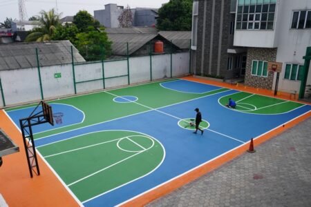 Lapangan Multifungsi SDIT Nur Hikmah Rampung Dicat, Siap Jadi Ruang Kreasi dan Prestasi Siswa