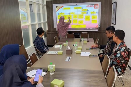 Visitasi Pendidikan Guru Nur Hikmah ke Yayasan Al Hikmah Surabaya dan Malang