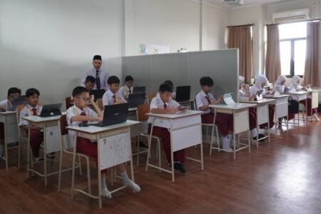 STS di Nur Hikmah: Melatih Kemandirian dan Integritas Siswa