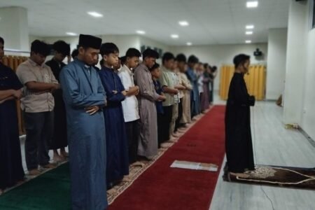 MABIT Takhosus SMPIT Nur Hikmah: Menyulam Malam dengan Al-Qur’an, Menjemput Target 12 Juz dalam 3 Tahun