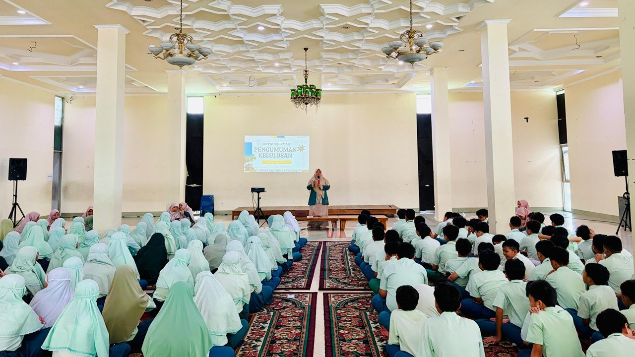 Tangis Haru dan Syukur Warnai Pengumuman Kelulusan SDIT dan SMPIT Nur Hikmah Bekasi, 261 Siswa Lulus 100 Persen